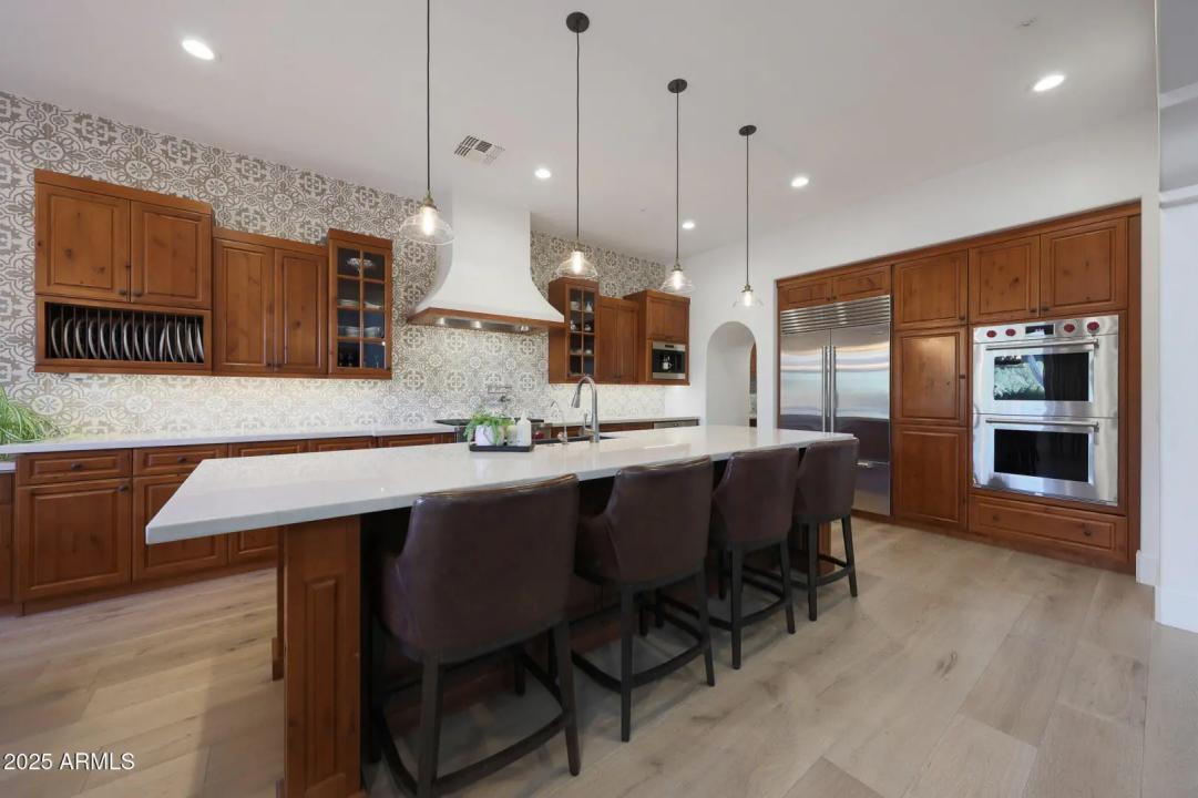 Real Estate Picture 29