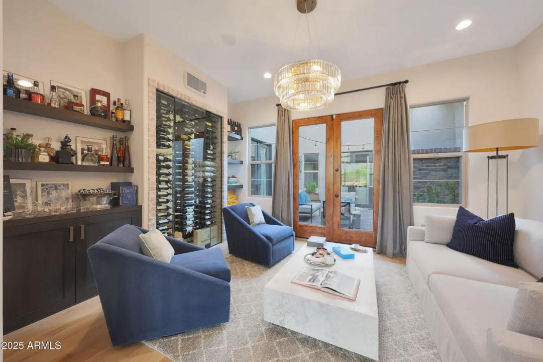 Real Estate Picture 33