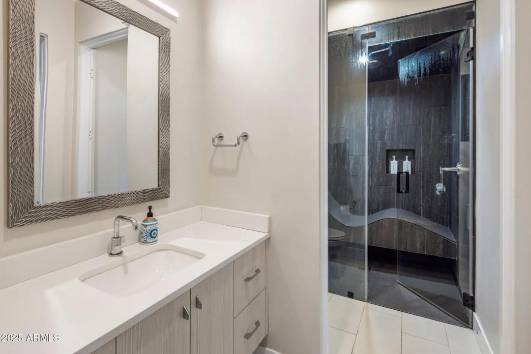 Real Estate Picture 28