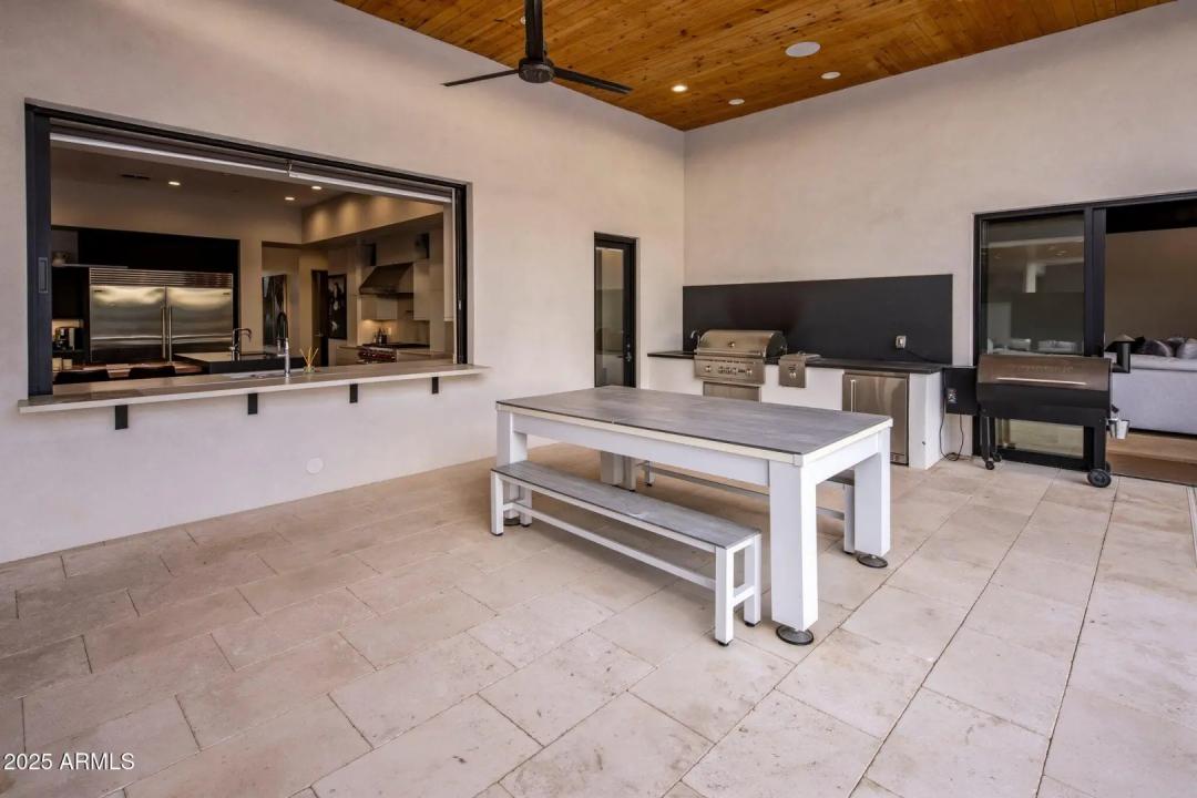Real Estate Picture 33