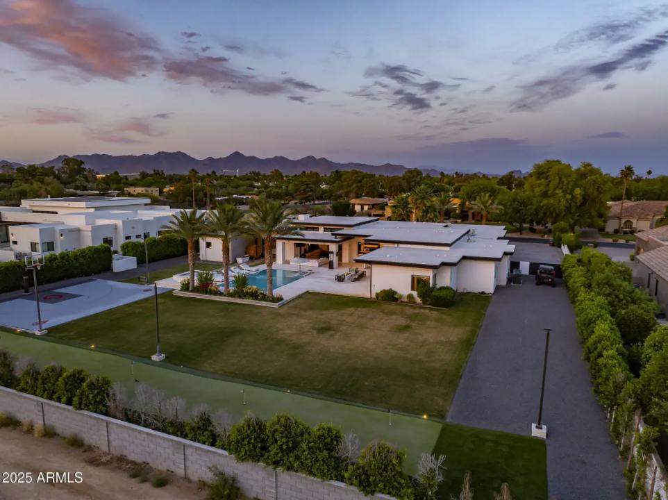 Real Estate Picture 38
