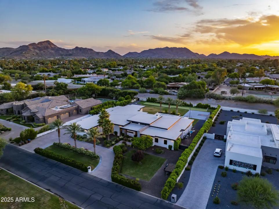 Real Estate Picture 2