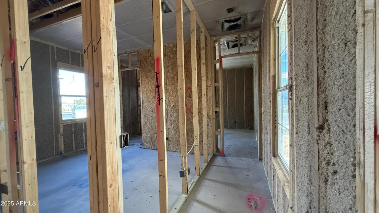 Real Estate Picture 5