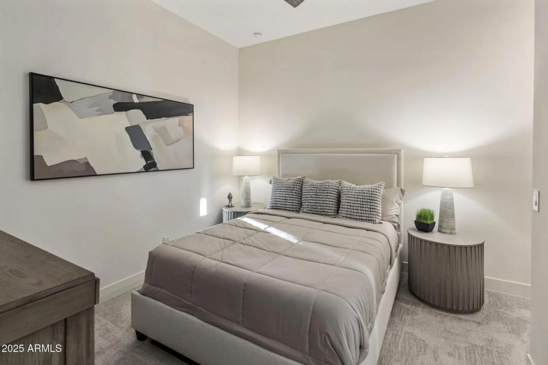 Real Estate Picture 22