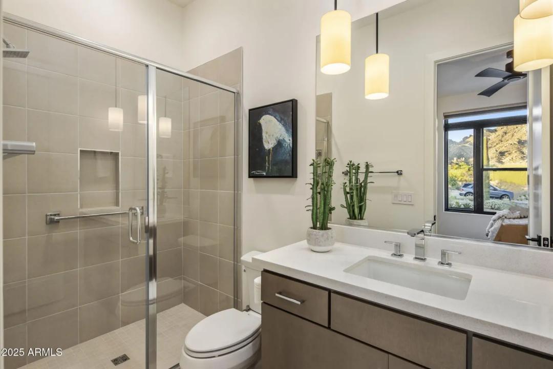 Real Estate Picture 29