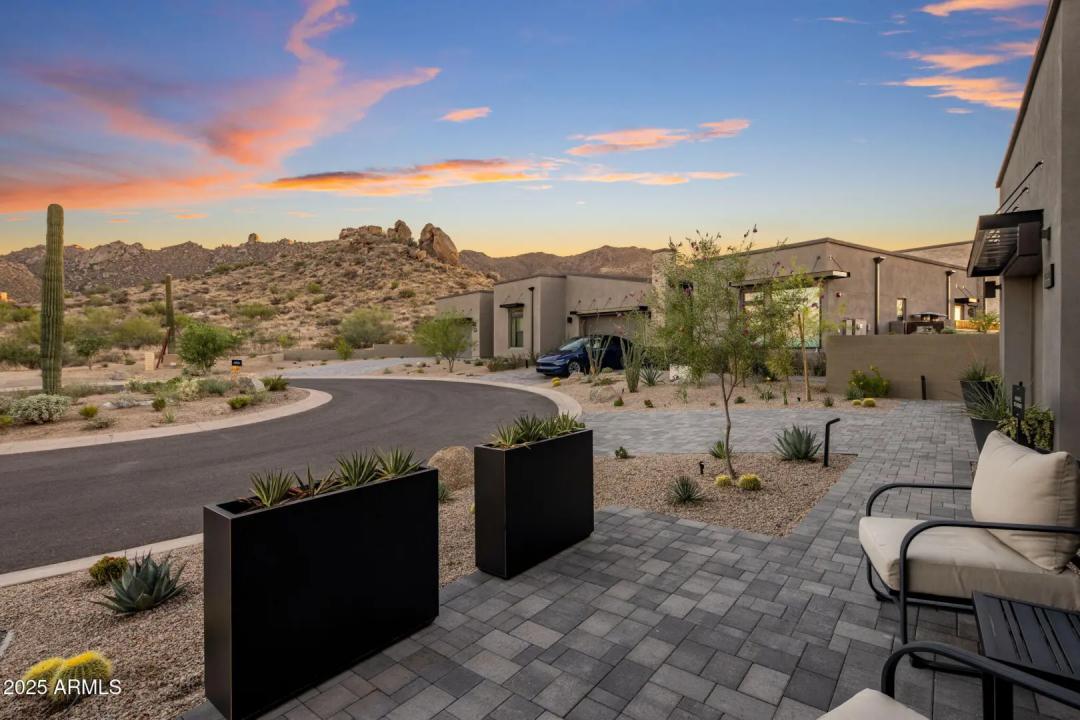 Real Estate Picture 38