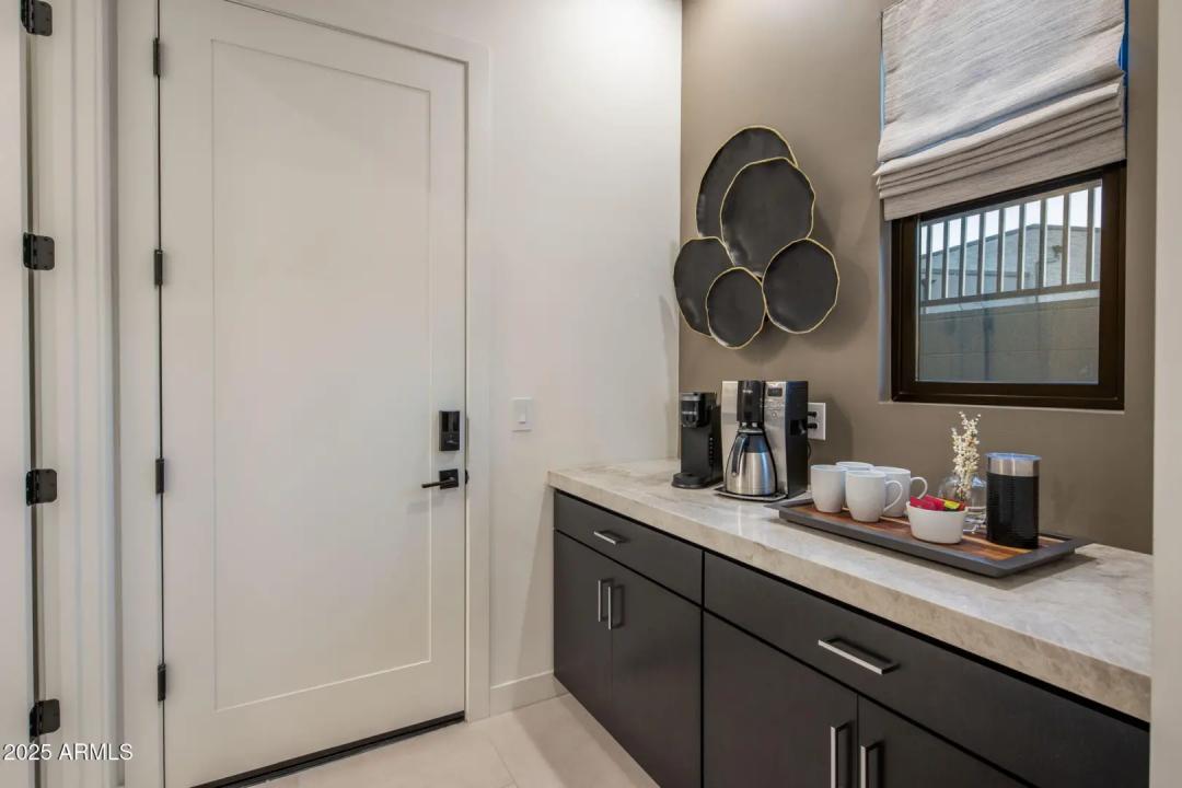 Real Estate Picture 39