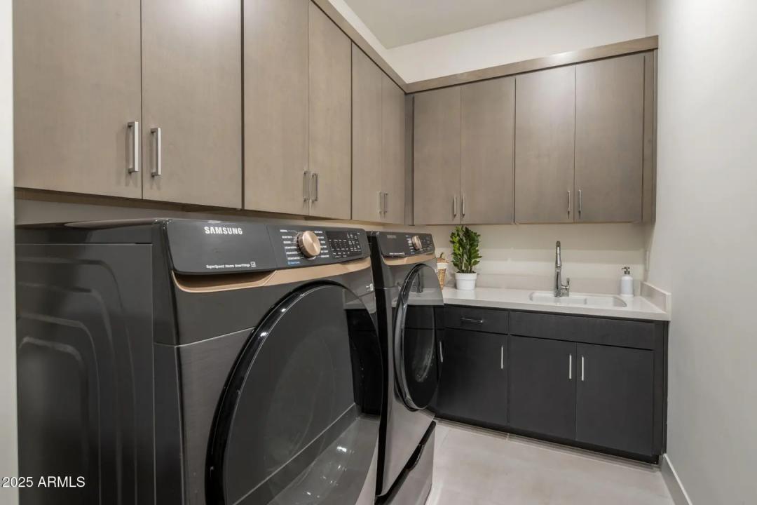 Real Estate Picture 40