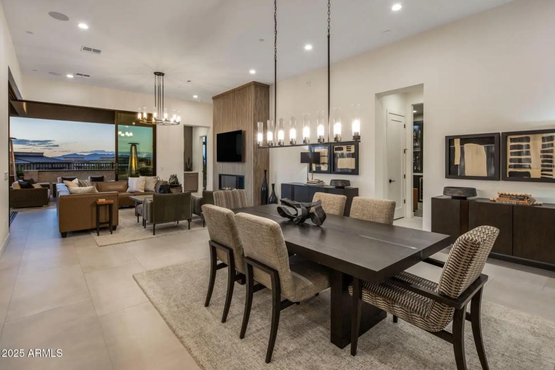 Real Estate Picture 17
