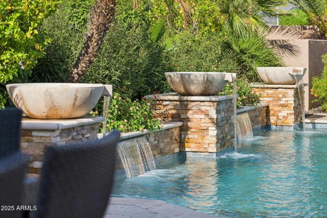Real Estate Picture 28