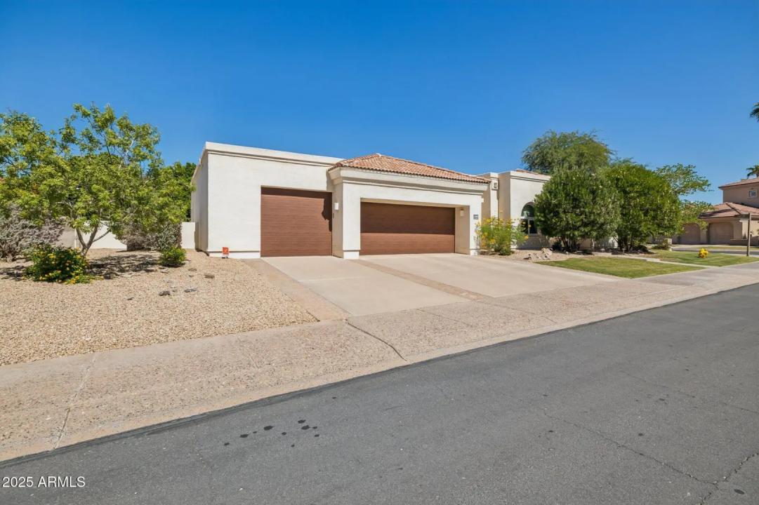 Real Estate Picture 2