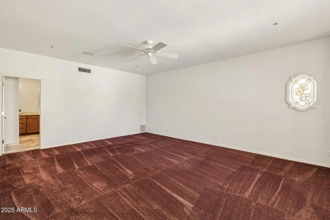 Real Estate Picture 19