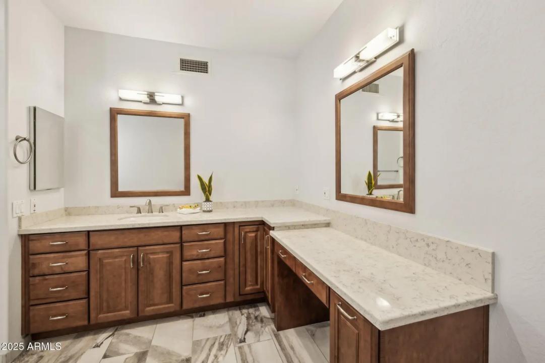 Real Estate Picture 26
