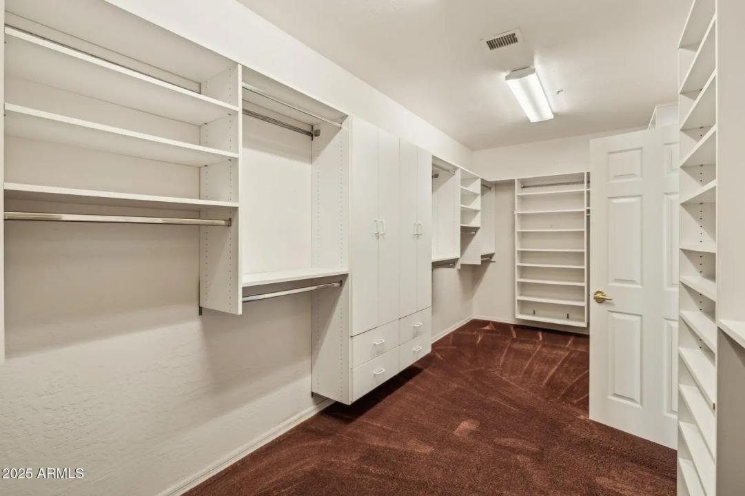 Real Estate Picture 28