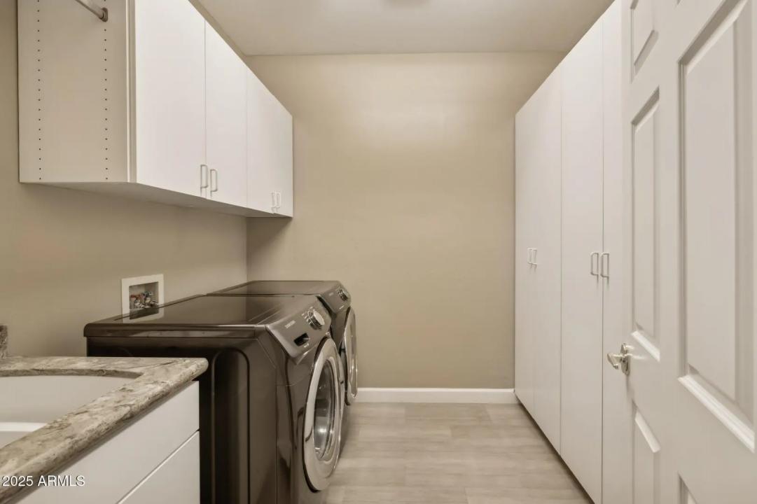 Real Estate Picture 41