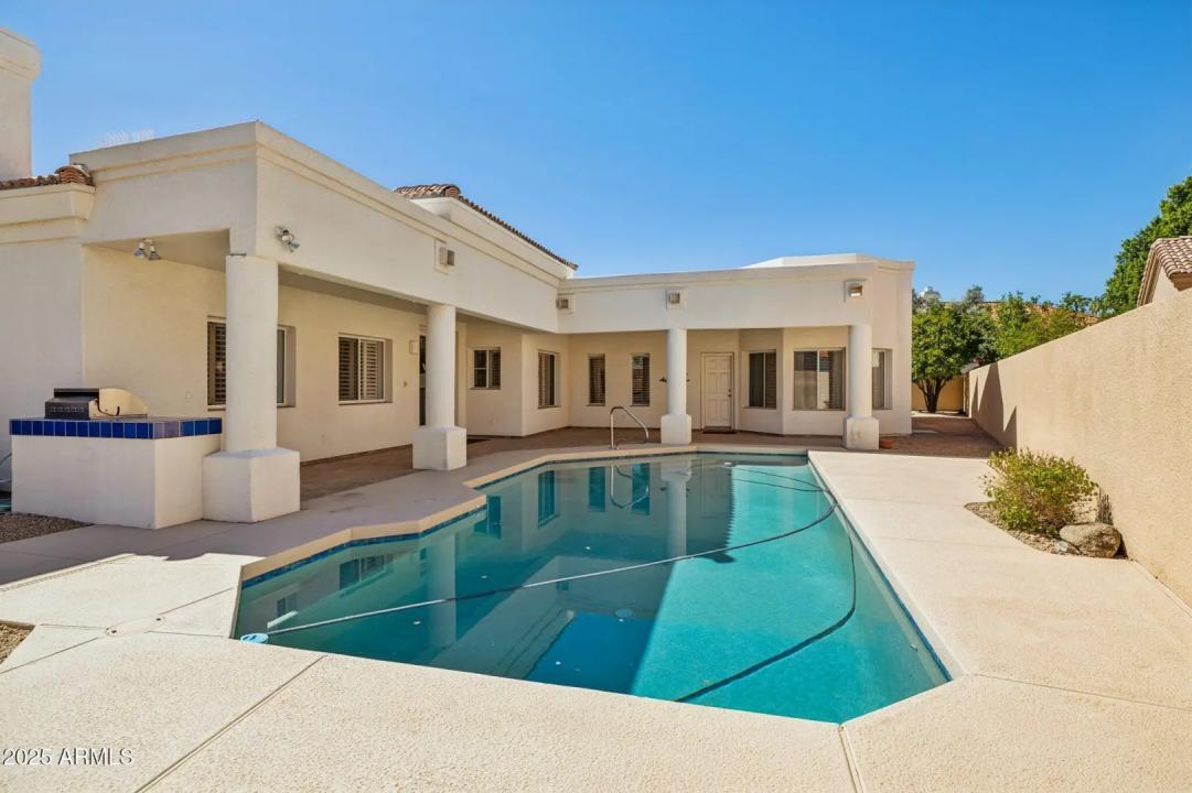 Real Estate Picture 45