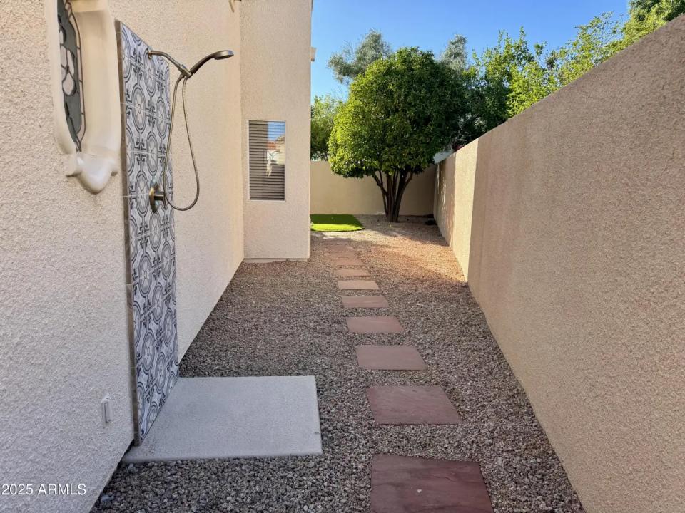 Real Estate Picture 48