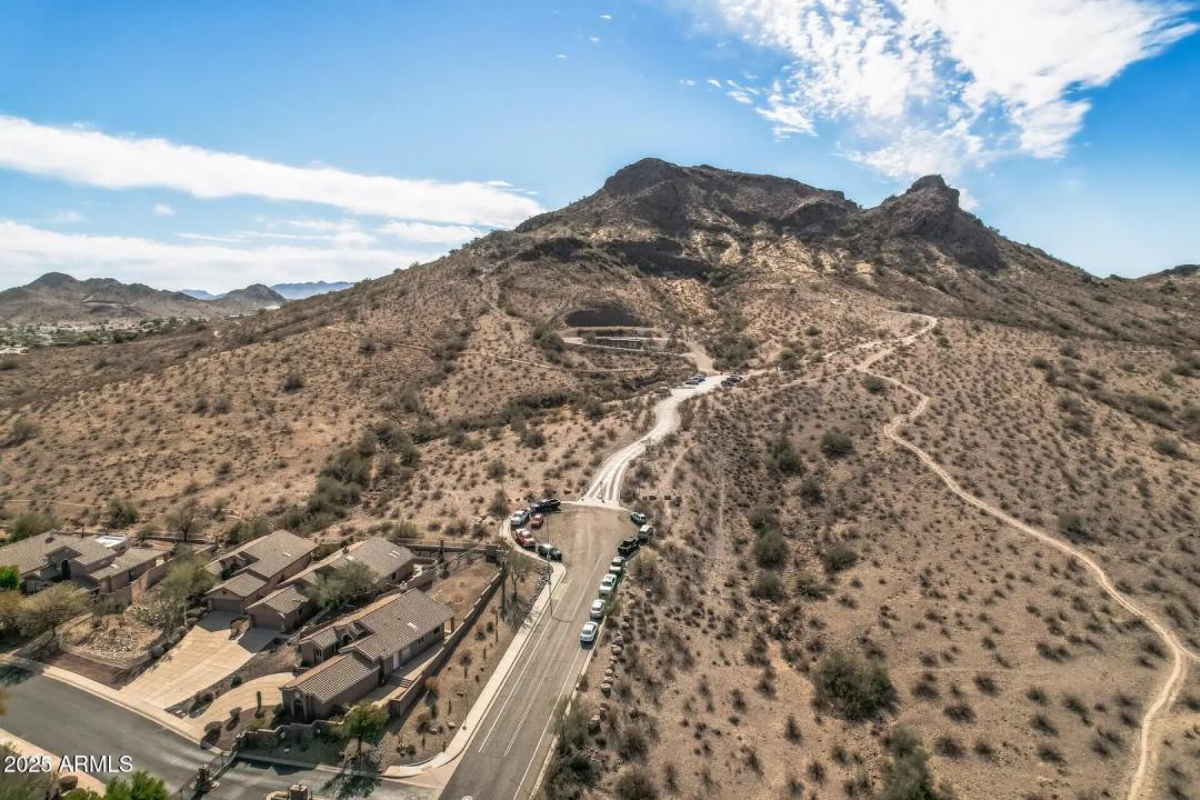 Real Estate Picture 29