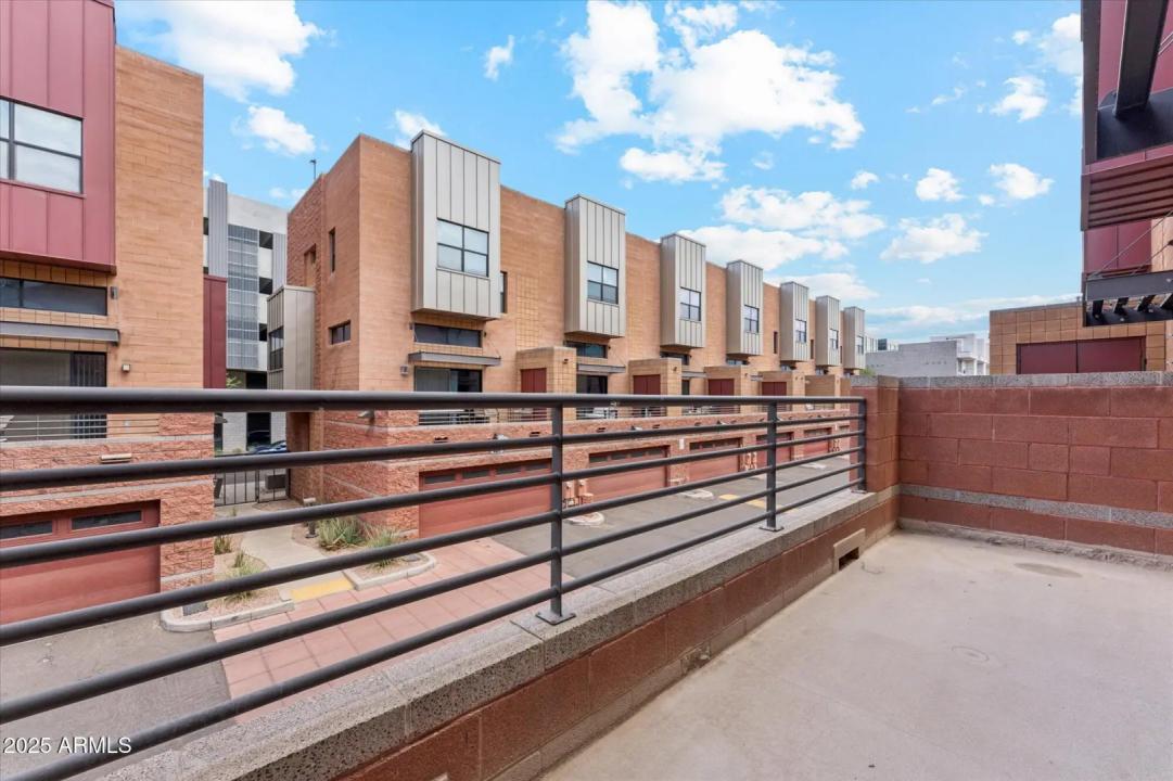 Real Estate Picture 2