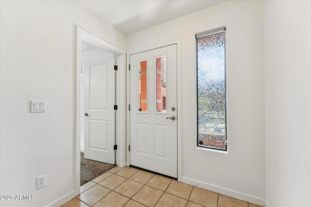 Real Estate Picture 4