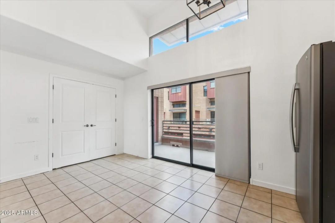 Real Estate Picture 11