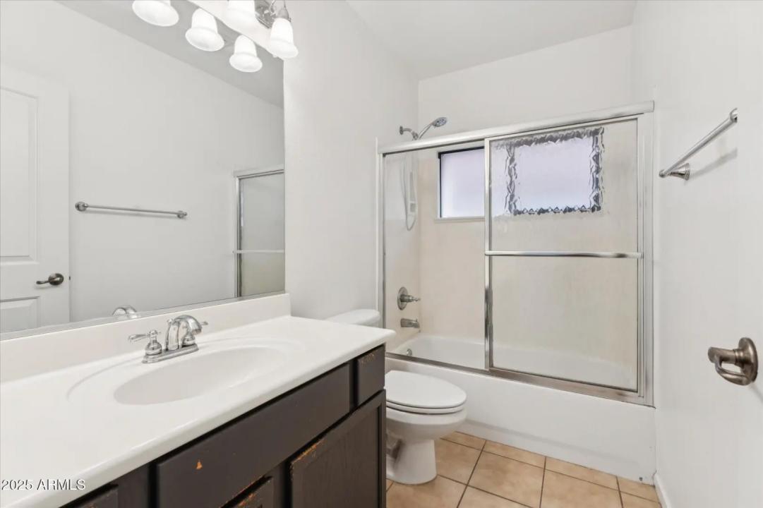 Real Estate Picture 15