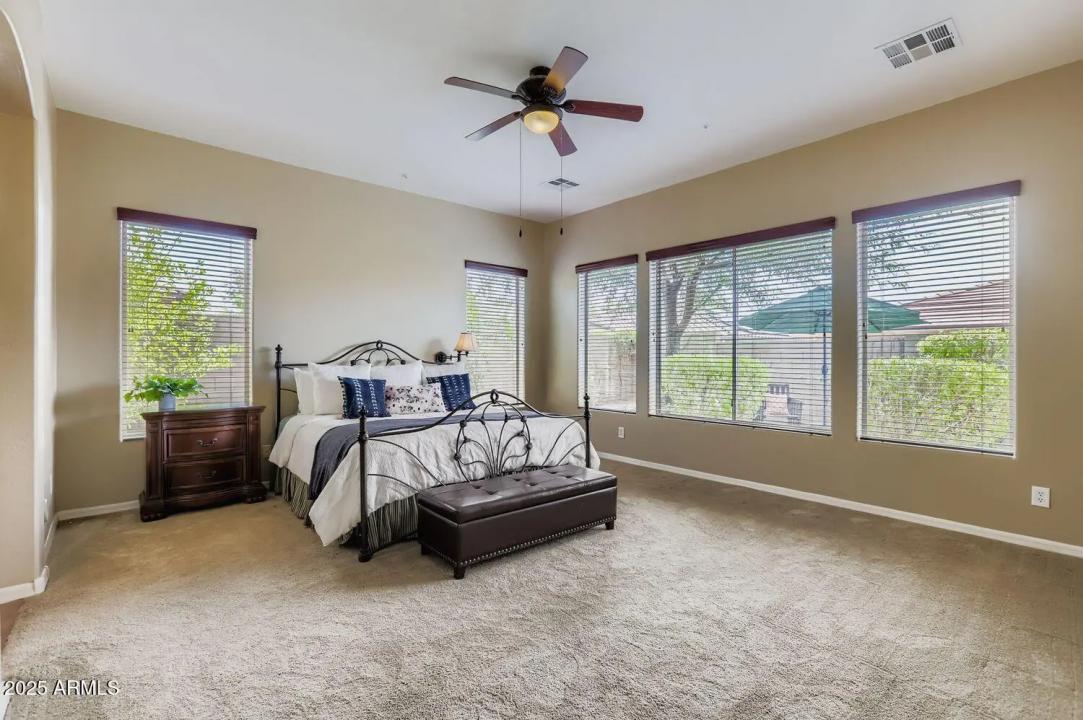Real Estate Picture 19