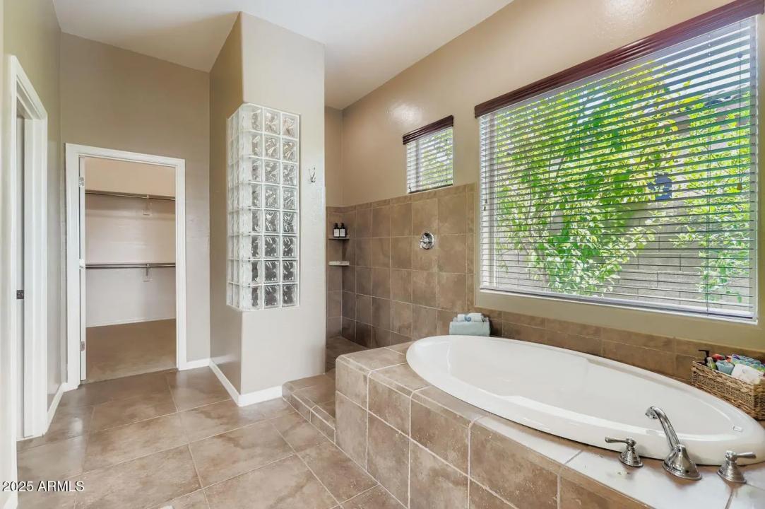 Real Estate Picture 21