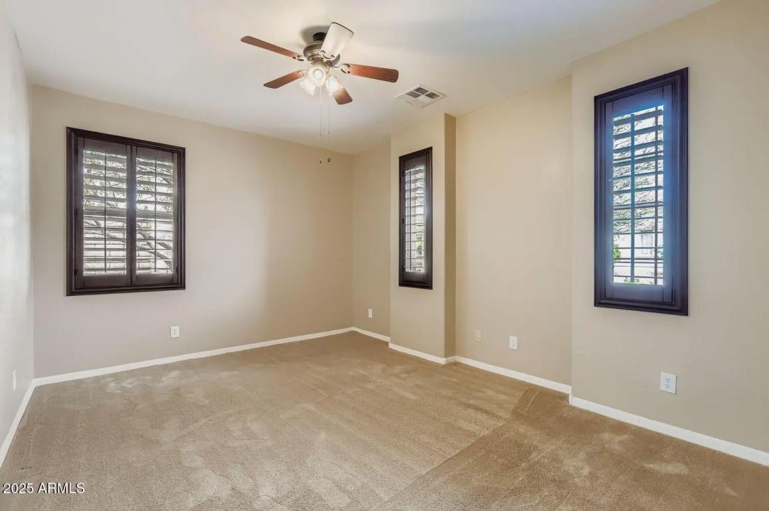 Real Estate Picture 27