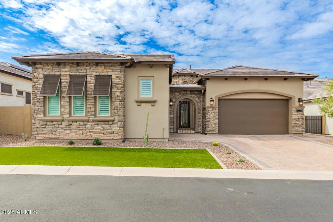 Real Estate Picture 1