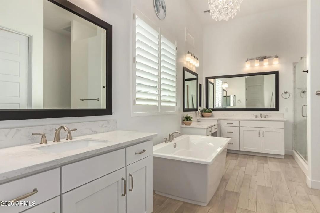 Real Estate Picture 23