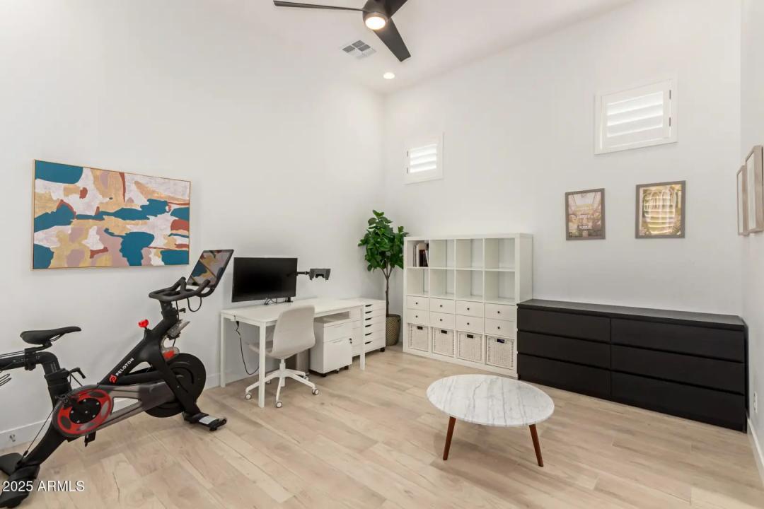Real Estate Picture 33