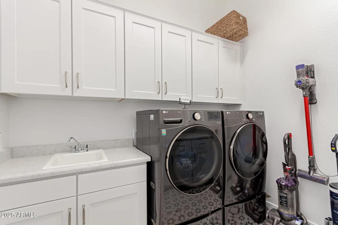 Real Estate Picture 35