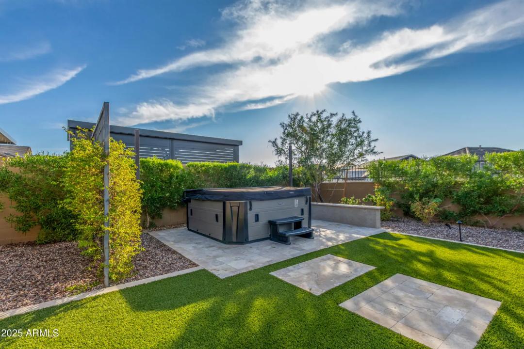 Real Estate Picture 44