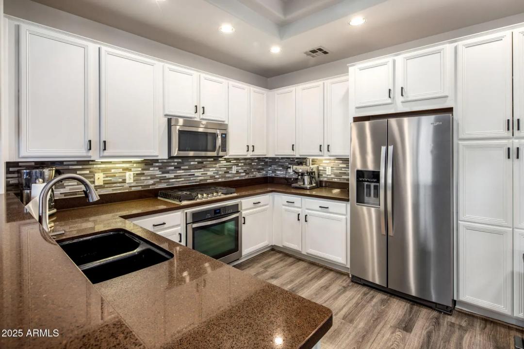Real Estate Picture 2