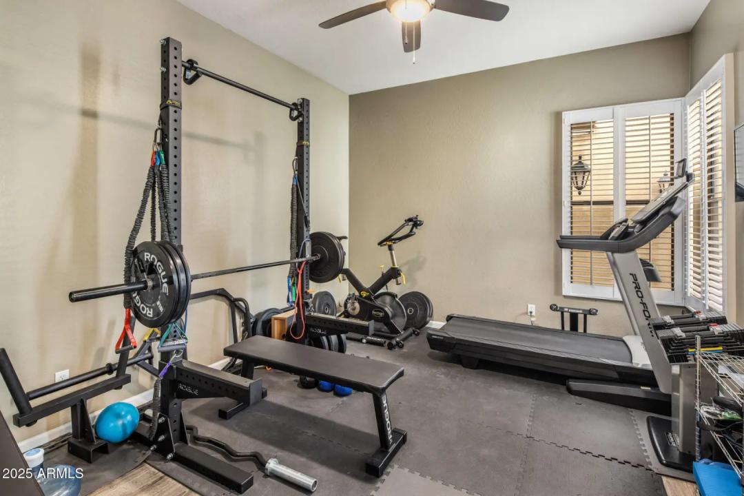 Real Estate Picture 16