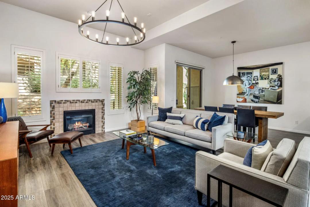 Real Estate Picture 8