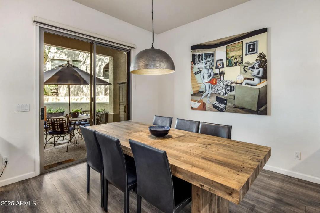 Real Estate Picture 9