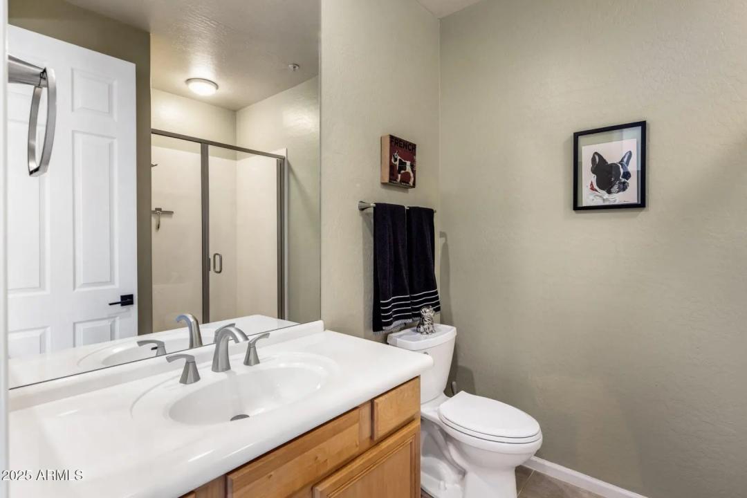 Real Estate Picture 23