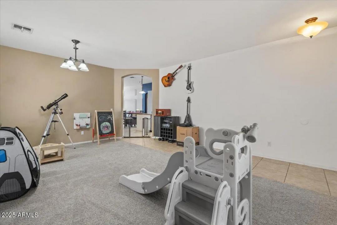 Real Estate Picture 13