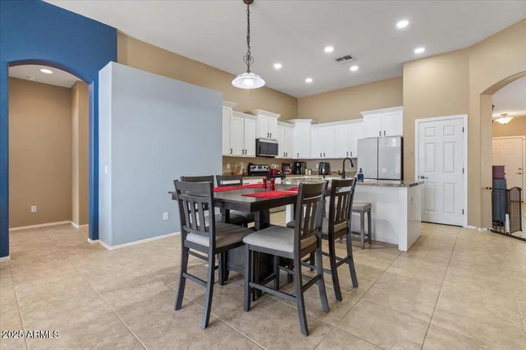 Real Estate Picture 21