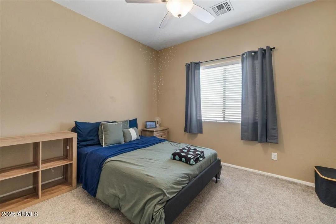 Real Estate Picture 33