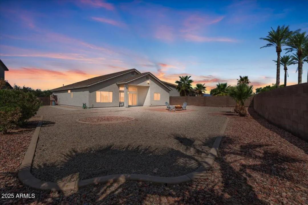 Real Estate Picture 4