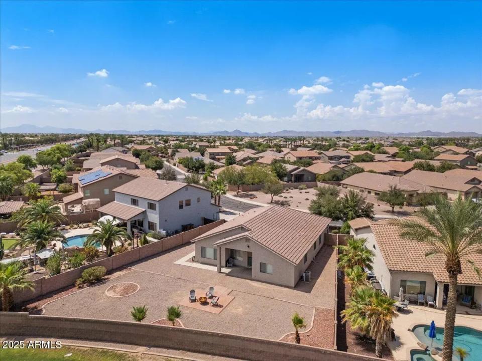 Real Estate Picture 49