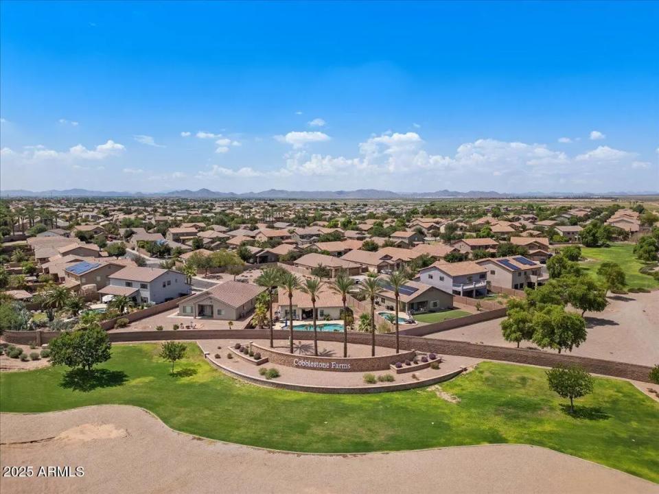 Real Estate Picture 51