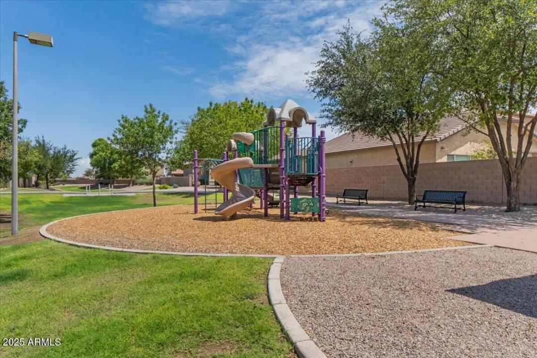 Real Estate Picture 55