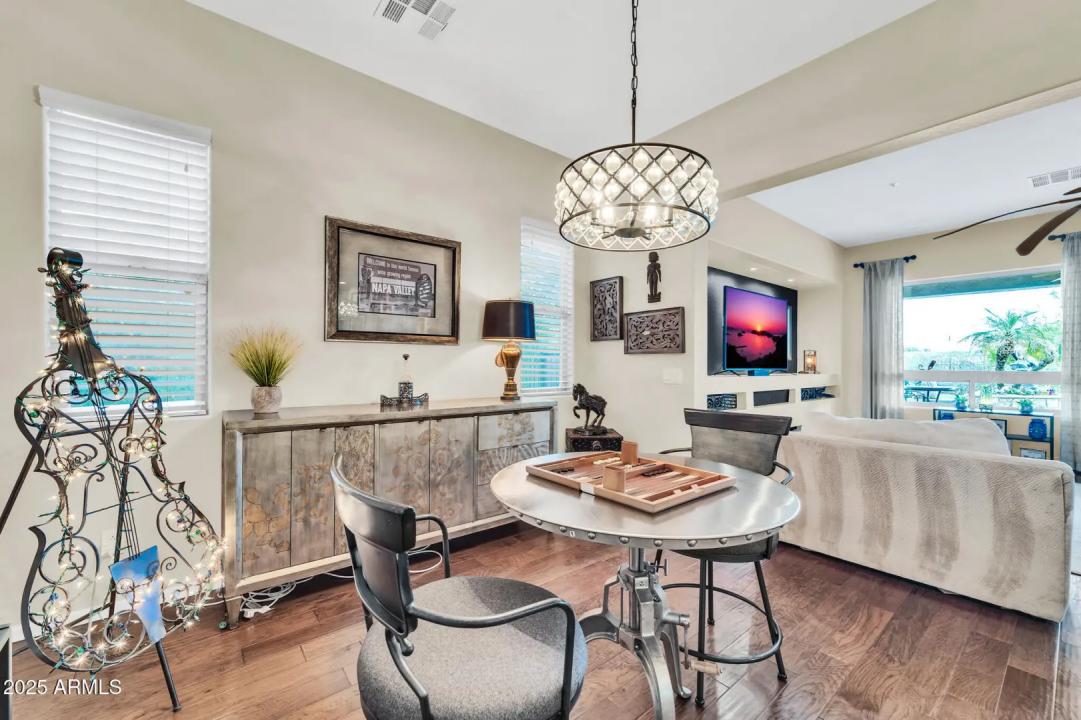 Real Estate Picture 6