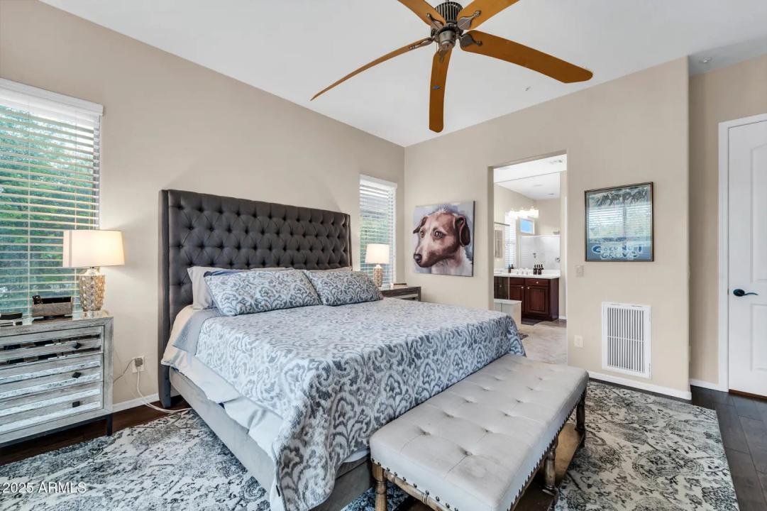 Real Estate Picture 17