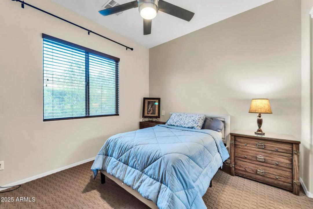 Real Estate Picture 22