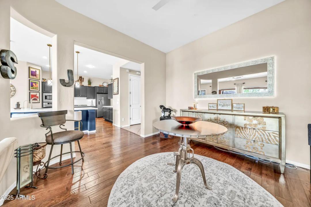 Real Estate Picture 9